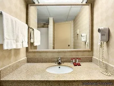 Ramada Moline East Moline